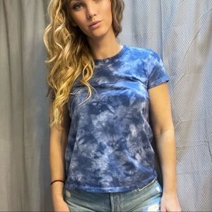 Elizabeth and James tee